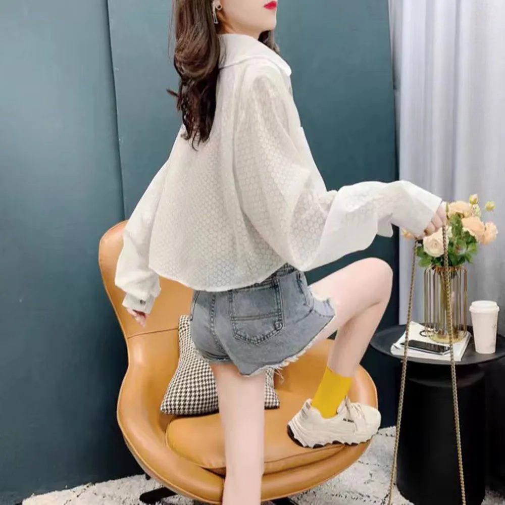Summer White Sunscreen Shirts Women Floral Cropped Top Long Sleeve Blouses Casual Loose Cardigan Female Clothing Fashion Trend