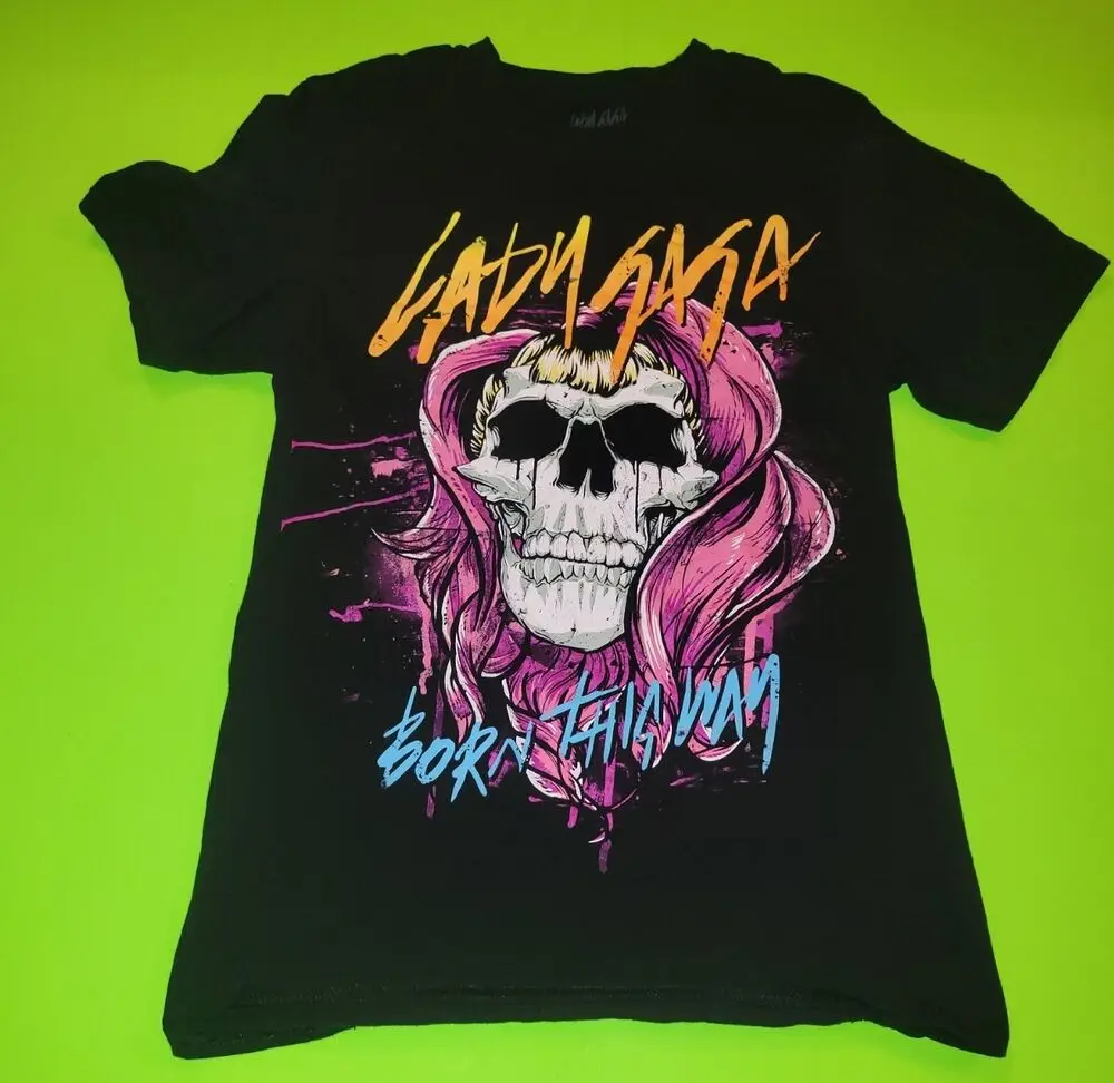 LADY GAGA BORN THIS WAY SKULL BLACK TEE SHIRT ADULT M EUC barely worn! (1G)