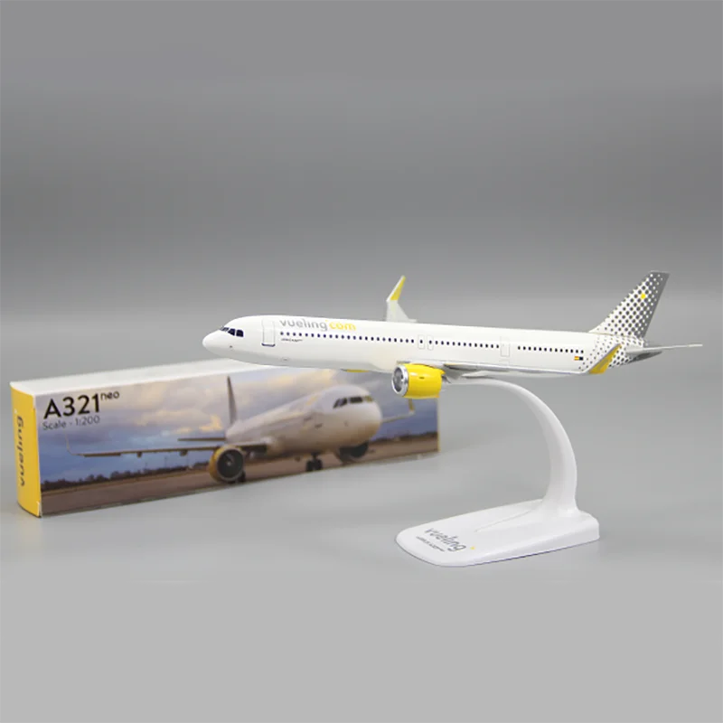 1:200 Scale Spanish Vueling Airlines Airplane Model A321NEO ABS Plastic Model Collection Display Boutique Decoration