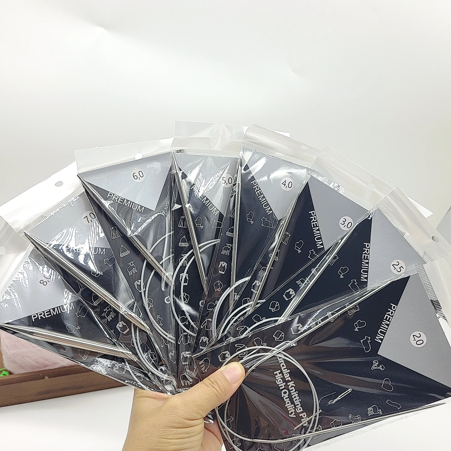 

Набор круговых спиц из нержавеющей стали, включая размеры 2/2,5/3/4/5/6/7/8 мм, толстые спицы для вязания свитеров, шарфов, шапок, перчаток, носков и т.д., для рукоделия, подарок на День матери - 8 штук