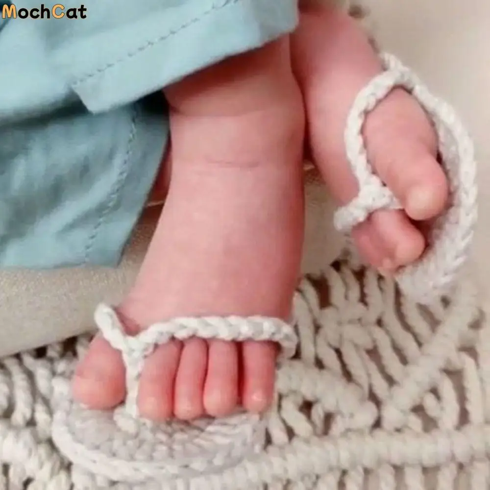 

2 Pcs/Set Hand Crochet New Baby Photography Props Baby Slippers Crochet Slippers New Baby Photography Prop Shoes Solid Color