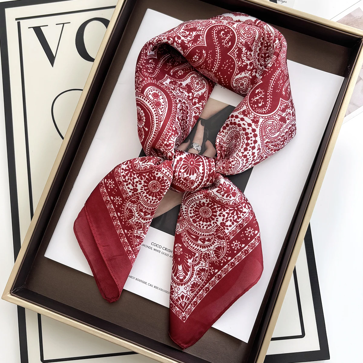 

Luxury Rose Print Brand Scarves Soft Satin Square Scarves Neckerchief Women Shawls Hijab Scarf Bandana 70X70CM