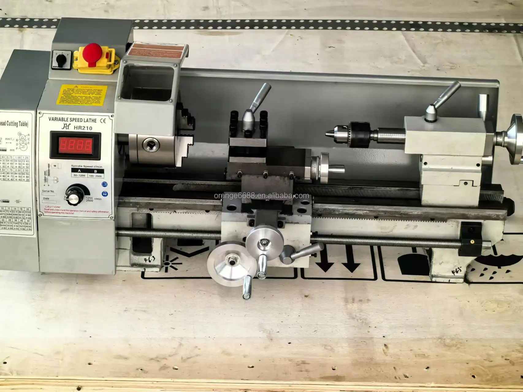 ماكينة مخرطة معدنية صغيرة 750 وات ماكينة مخرطة يدوية