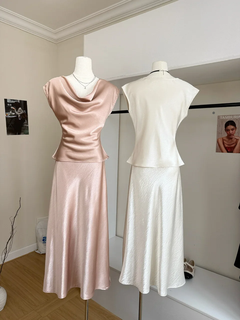 Women's Summer Elegant Acetate Two Pieces Skirt Set Lady Satin Swinging Collar Sleeveless Slim Tank Top + Long Skirt view 5