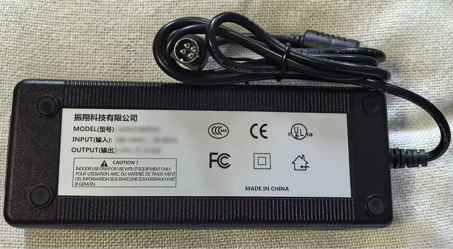 Suitable for GE LOGIQ e, LOGIQ i, LOGIQ Book GX, Vivid e color ultrasound power supply 4-pin plug