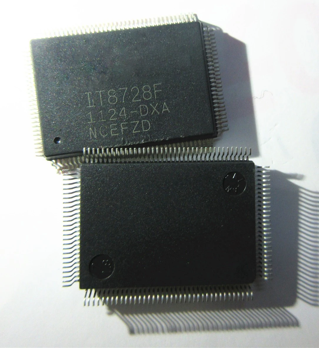 

IT8728F CXS CXA DXS DXA EXS IT8721F DXS DXA DXC AXS CXA 10PCS