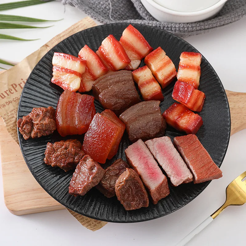 Carne de cerdo estofada Artificial, simulación de comida Artificial, modelo de producto, carne de cerdo de vientre falso, juguetes para niños, 10 unidades por lote