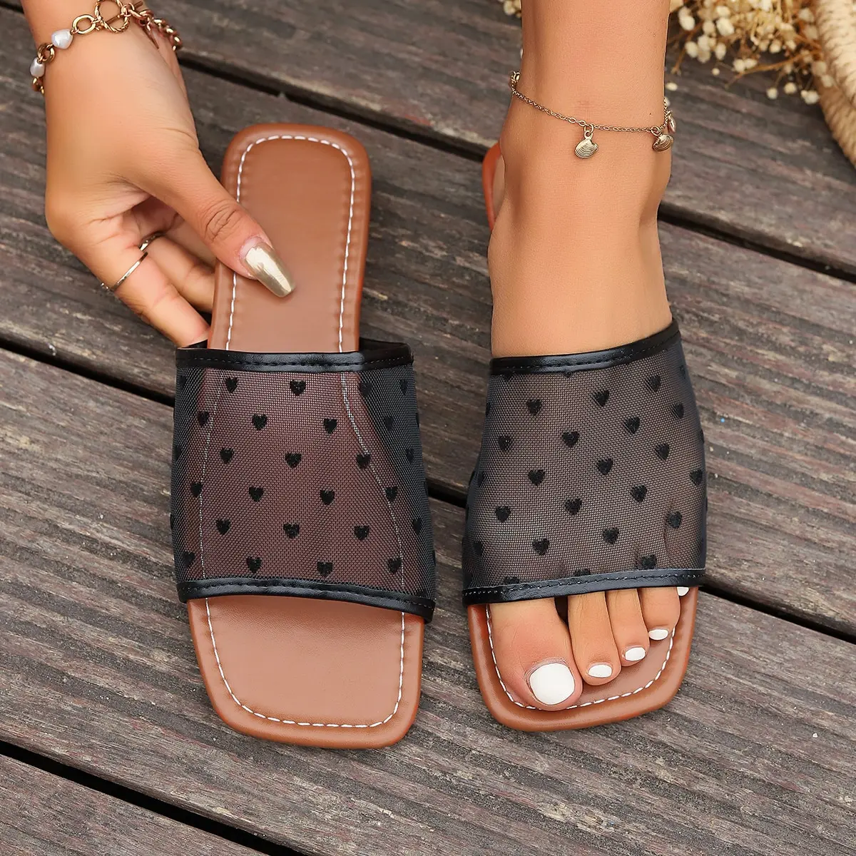 Women's Square Toe Slippers Summer Flat Bottom Fashion Outwear Casual Beach Slides Hollow Breathable Mesh Female Slippers