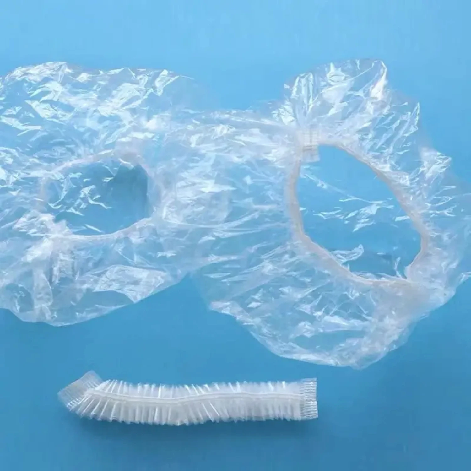 Thickened Waterproof Solid Color Disposable Shower Cap 50pcs for Bath Use, Durable Hair Protection and Hygiene, Convenient and H