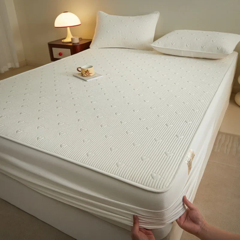 A-Class Pure Cotton Solid Fitted Sheet Single Anti Slip Dustproof Thick Mattress Cover Luxury Sleeping Mat with Love Pattern