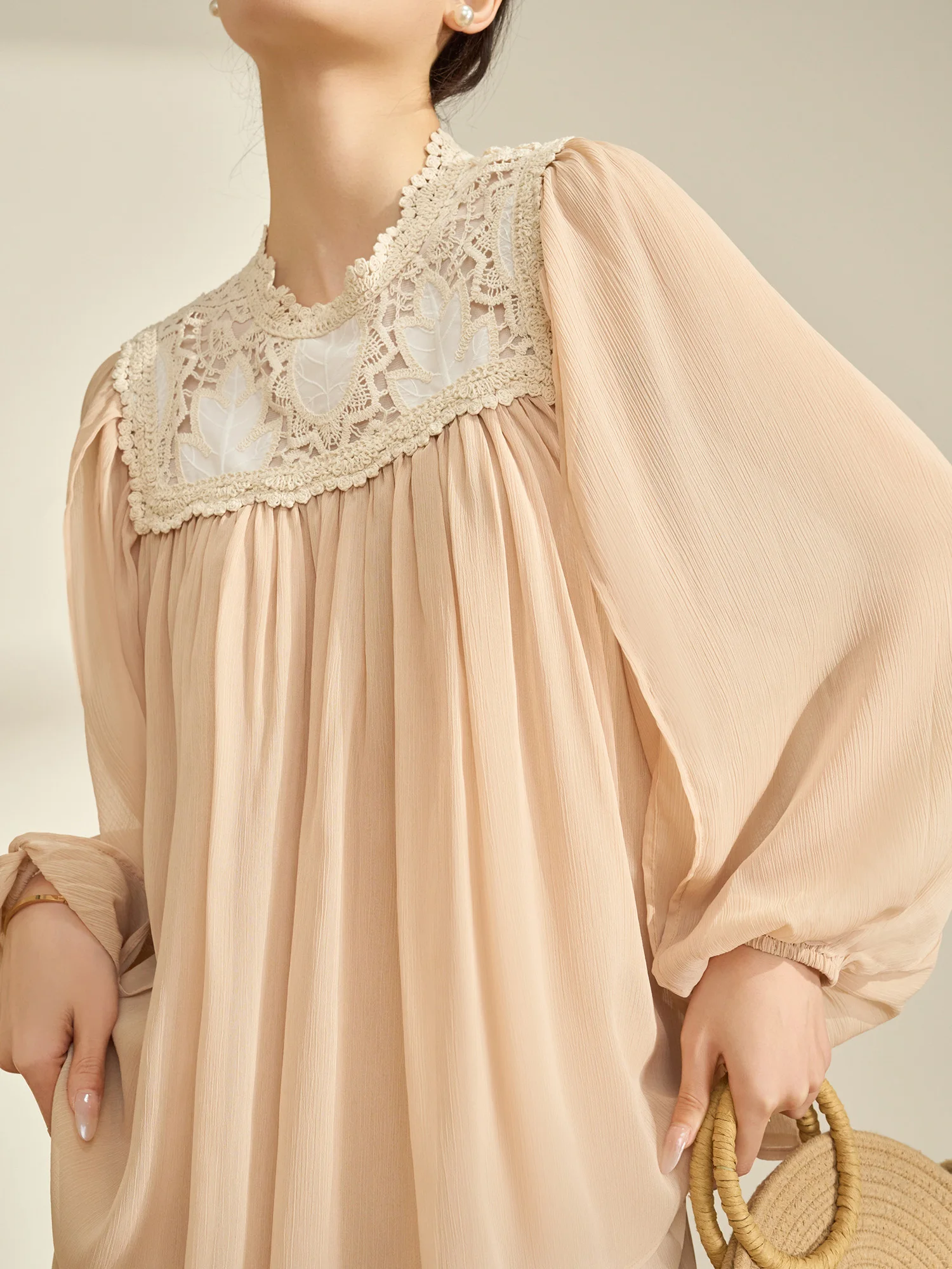 

Spring 2026 Flowing Era Elegant Embroidered Chiffon Sleeve Shirt And Skirt Set Casual Style Breathable Lightweight Fly Sleeve