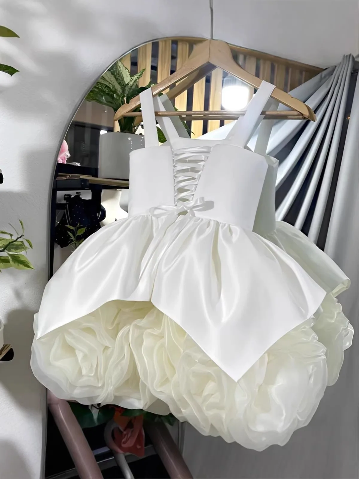 Girls High End Evening Princess Ball Gown Children Fashion Birthday Party Dress y1786