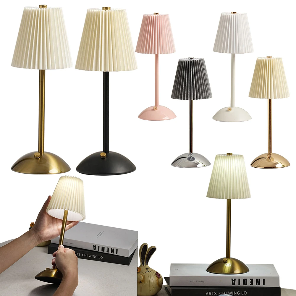 

Nordic Art Atmosphere Lamp Modern Style Desk Reading Light with Metal Base Pleated Nightstand Lamp for Bedroom Living Room Decor
