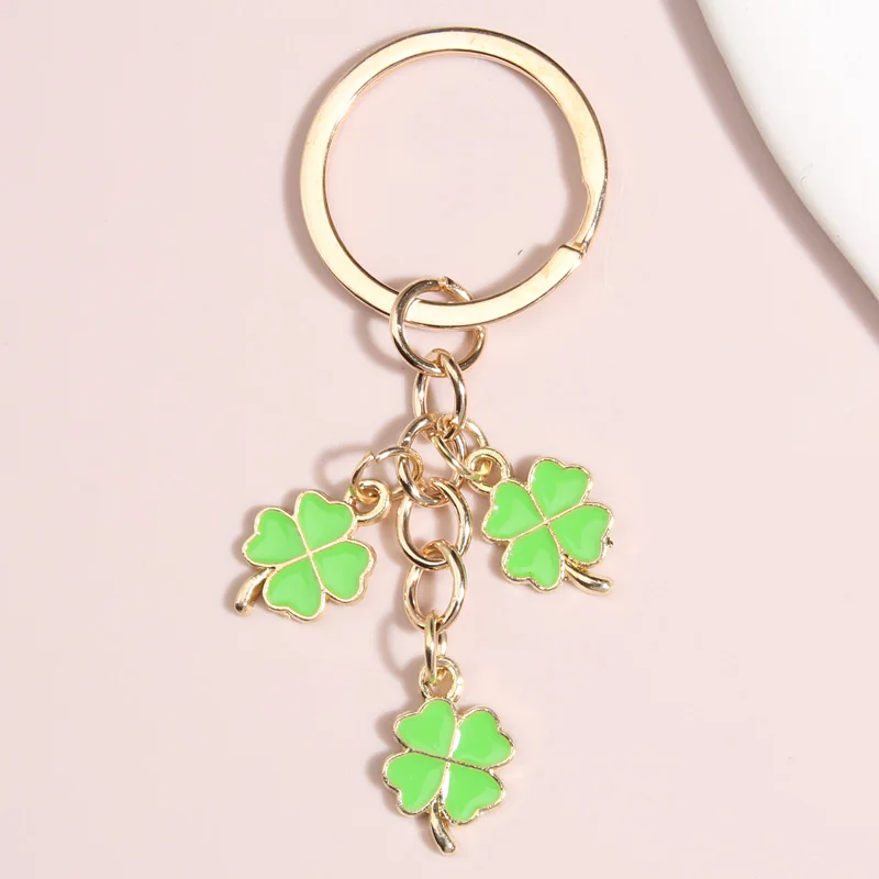 Lovely Enamel Keychain 3 Colors Heart Four Leaf Clover Key Lucky Key Chains Souvenir Gifts For Women Men DIY Handmade Jewelry