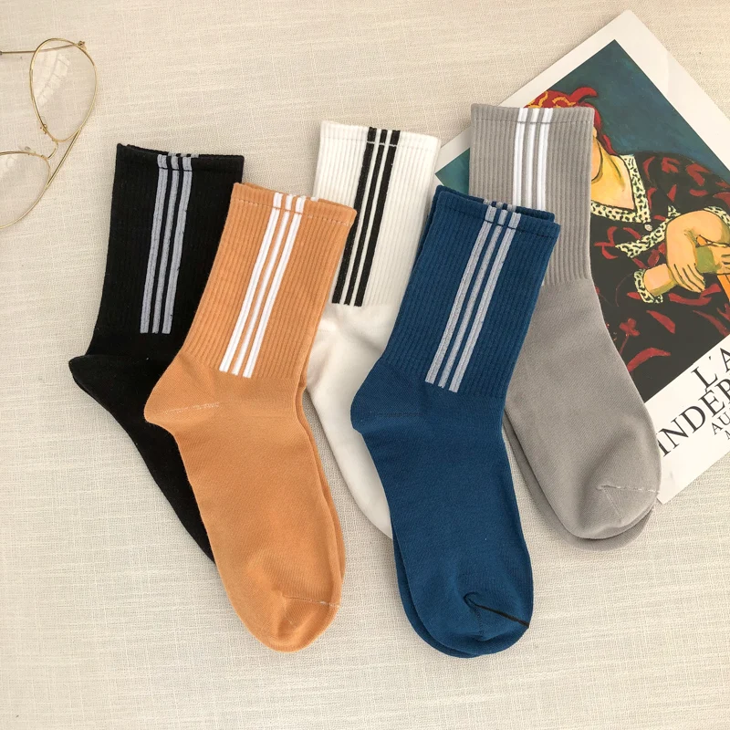 

Men's Mid-calf Socks Fashionable Anti-Odor Couple Friendly Versatile Autumn Winter College Style Long Socks for Boots