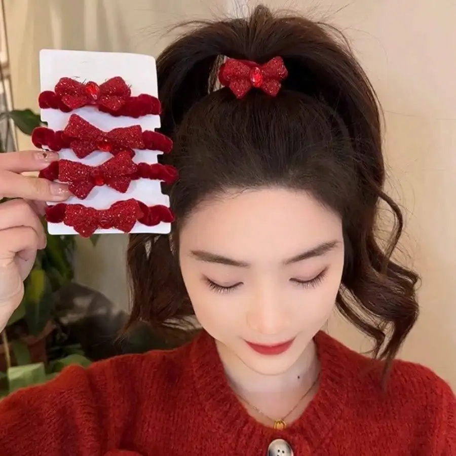 

1 шт. Новогодняя красная резинка для волос 2026, эластичная, с бантом, из кожи, нескользящая, не повреждает волосы, для повседневного использования, вечеринок, праздников, подарок для женщин