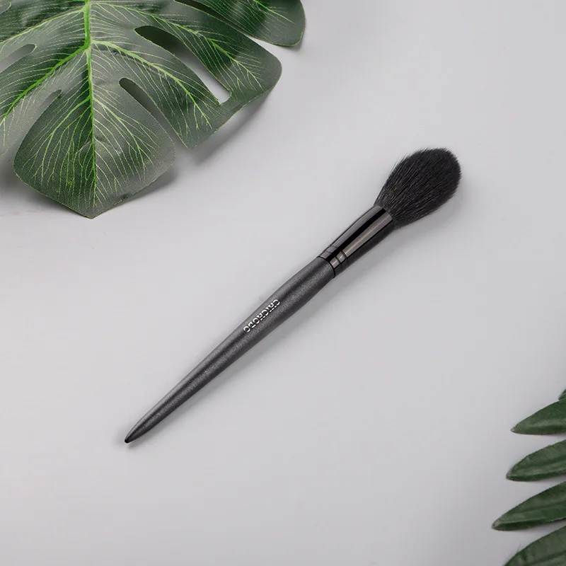 1 Piece Wool Long Handle Facial Makeup Highlighter Blending Blush Concealer Brush Beauty Multifunctional Soft Bristles