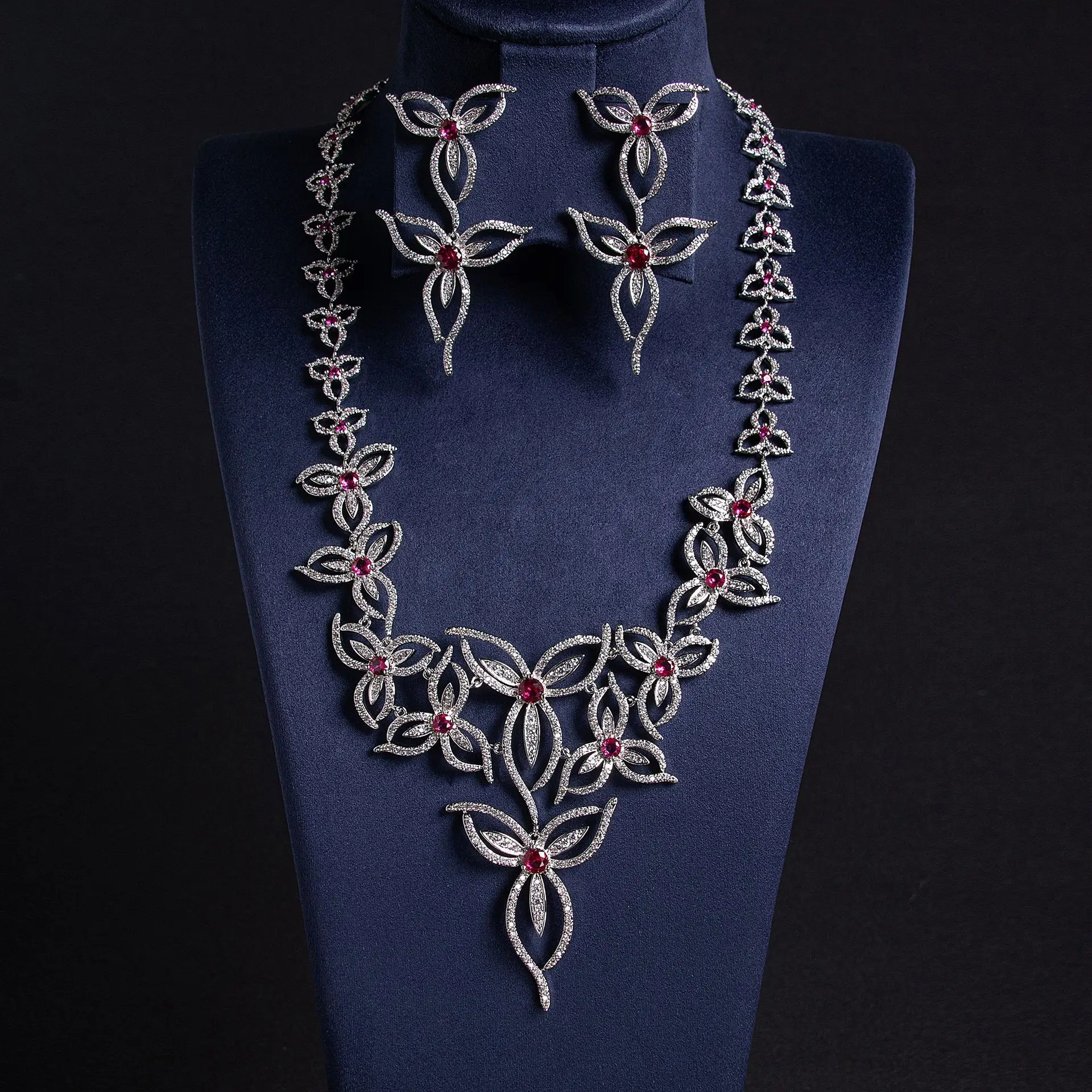 

Women Flower Zircon Necklace Earrings Bridal Wedding Accessories