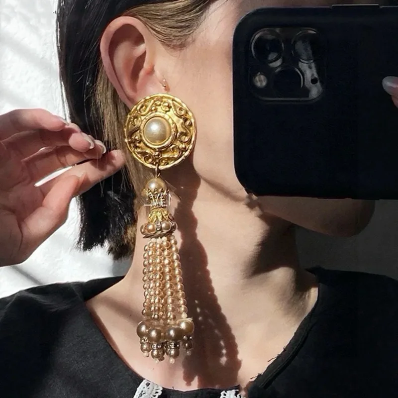 

Designer Luxury Gold-plated Pearl Tassel Earrings Women Fashion High-quality Palace Multi-layer Pearl Tassel Earrings for Women