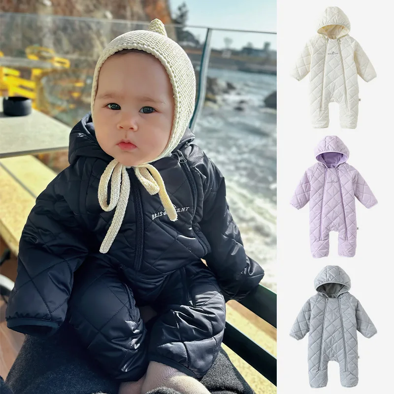 Baby Winter Jumpsuit 2025 New Style Fleece Cotton-padded Romper for Newborns Hooded Clothes for Boys and Girls Going Out