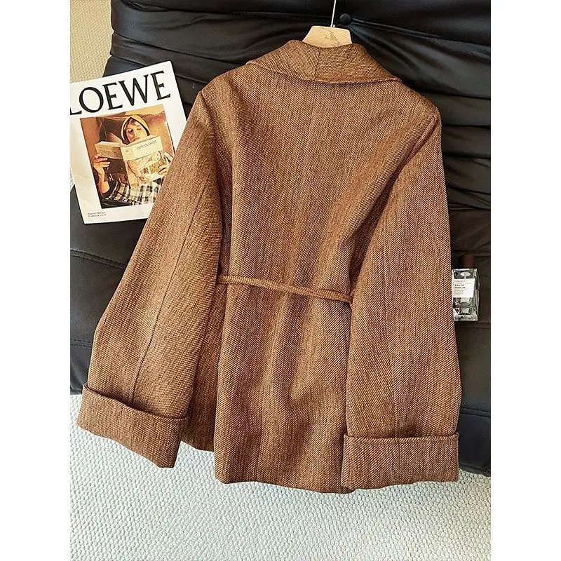 Goddess-like Style Simple Large Lapel Tie Coat for Women 2026 Autumn French Light Mature Slimming and Elegant Long-sleeved Top
