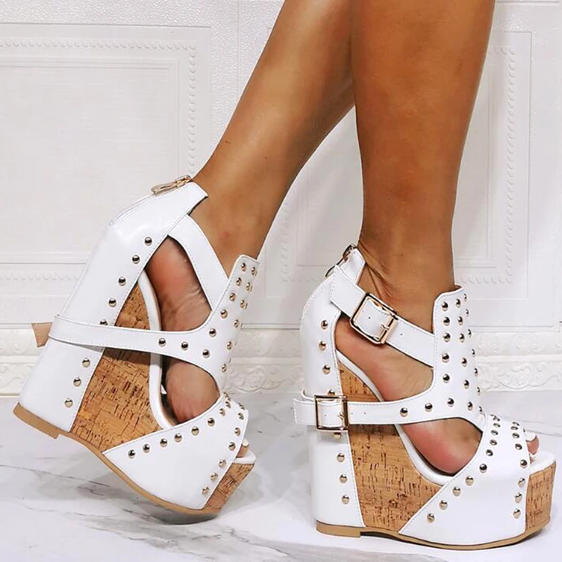 

Fashion Rivets Studded Metal Buckle Fasten Wedge Heels white Sandals Ultra Platform Gladiator Shoes Peep Toe Wedged High Heels