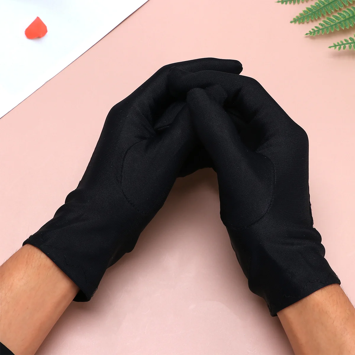 

4pcs Moisturizing Gloves For Men One Size Fits Most Black Elastic Protective Hand Covers Gardening Cleaning Construction