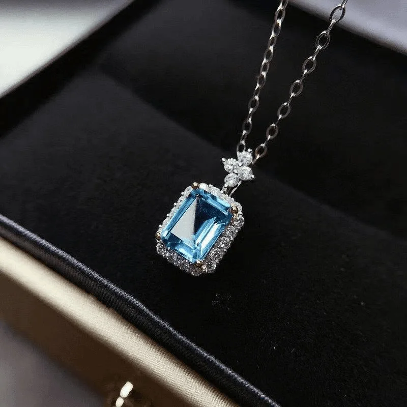 

Ожерелье с аквамарином, женское французское легкое роскошное простое модное универсальное синее ожерелье с камнем Топа, трендовая цепочка на ключицу