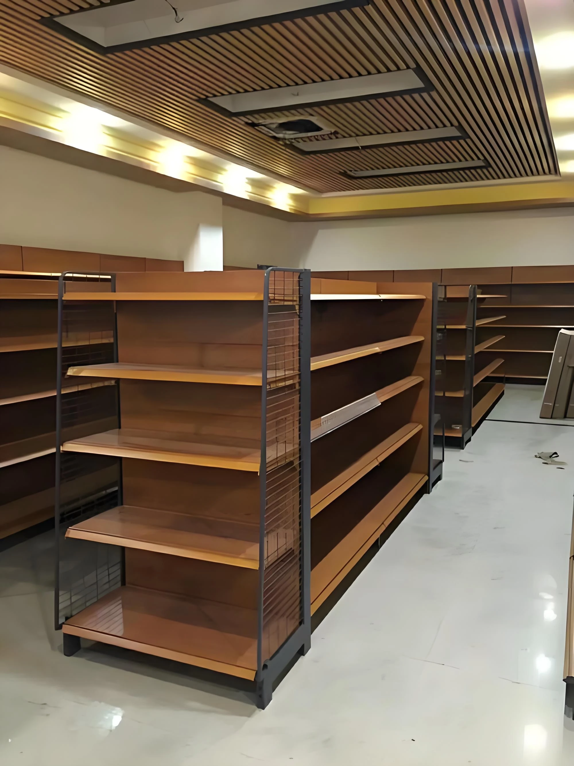 Рисунок 4 - На заказ. Полки для супермаркетов