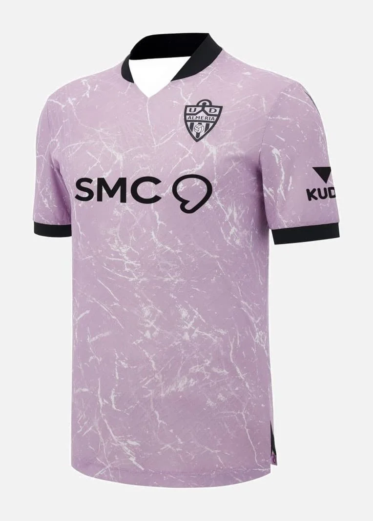 Almeria 3 Styles Familien-Fußballtrikot, schnelltrocknend, Eltern-Kind-Fußballuniform für Spieltraining, tägliche Fan-Sportbekleidung – Detail 3