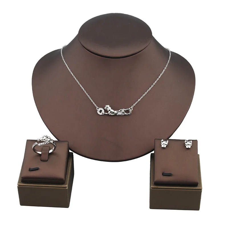 Designer Collection Style Ring Earrings Necklace Black Spots Green Eyes Leopard Panther Dinner Party Jewelry Sets
