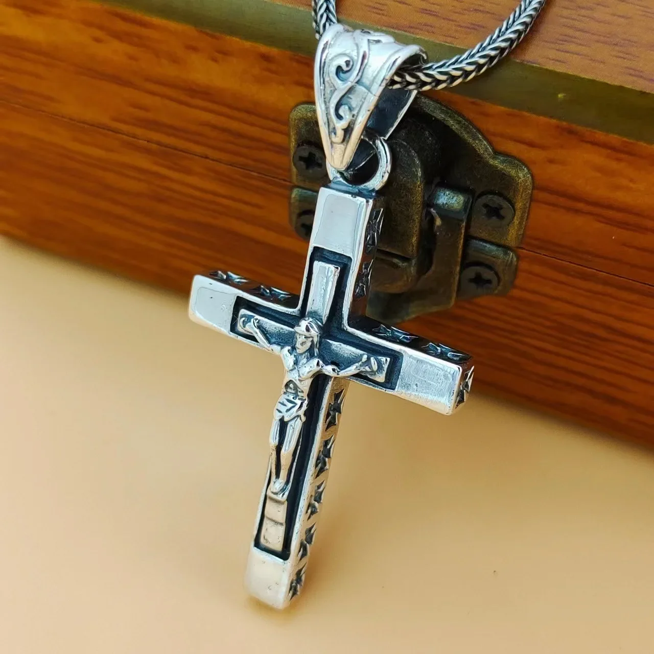 

S925 Sterling Silver Vintage European and American Style Cross Pendant Personalized Fashion Hip Hop Male Trendy Street Fighter