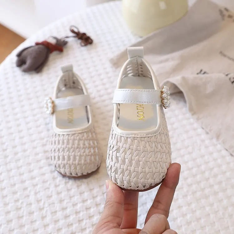 JGSHOWKITO Girls Hollow Sandals 2026 Spring Summer Kids Shoes Cut-outs Breathable with Flower Buckle Princess Sweet Soft 21-30
