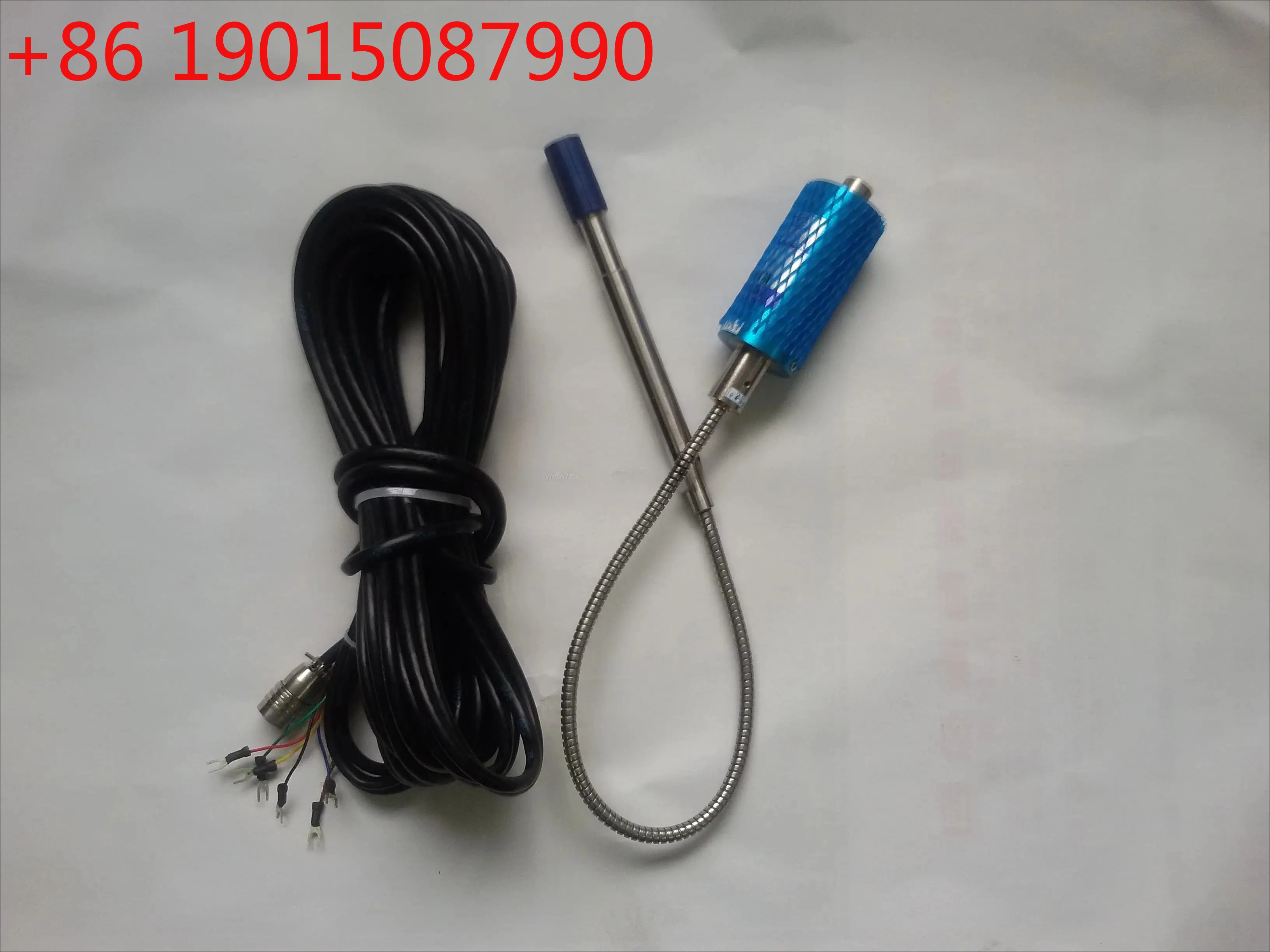 

Высокотемпературный датчик давления расплава HENENG PT124-25MPA-M22*1,5