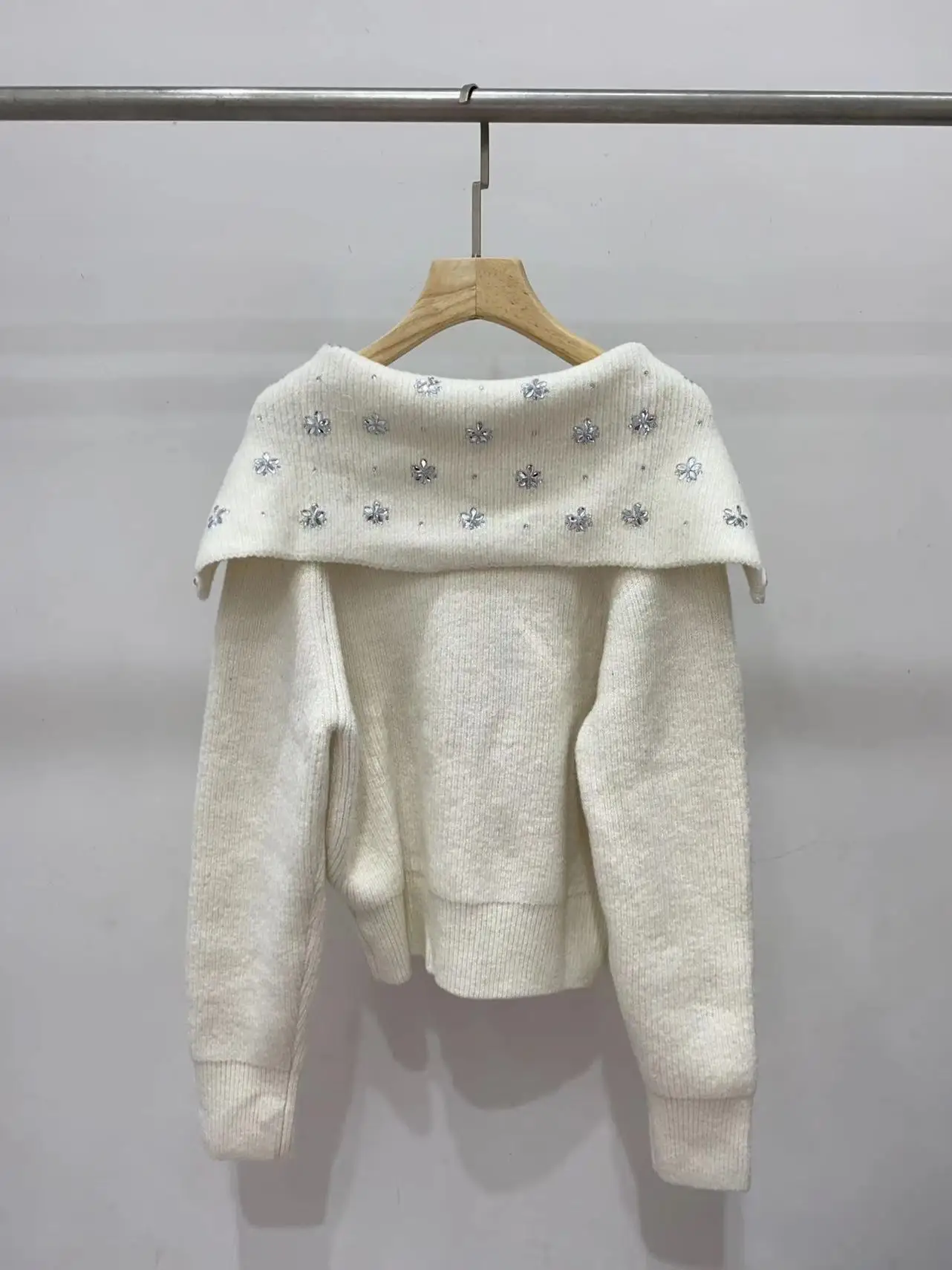 Diamant-Strickjacke für Damen, langärmelig, marineblauer Kragen, Reißverschluss, lässiges Damen-Top