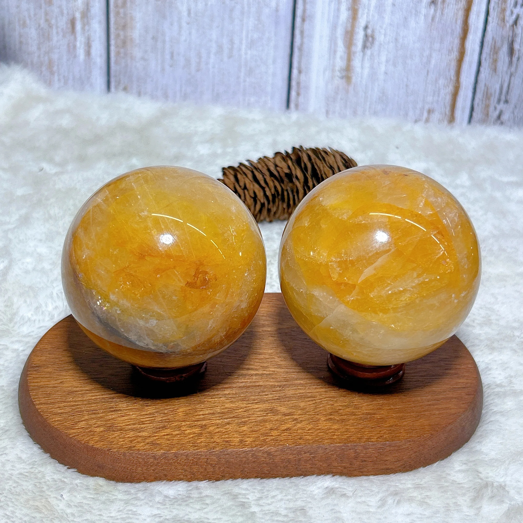 High Quality Natural Crystal Golden Healer Sphere Ball Mineral Energy Healing Home Decorations Polished Gift