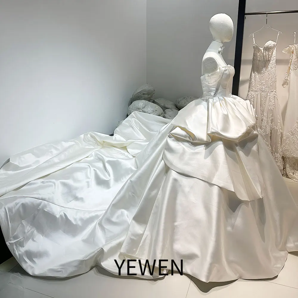 Vestido de casamento francês cetim com o ombro, um vestido de baile, vestido branco do baile, vestido de cetim minimalista, yw0833, 1,5 m