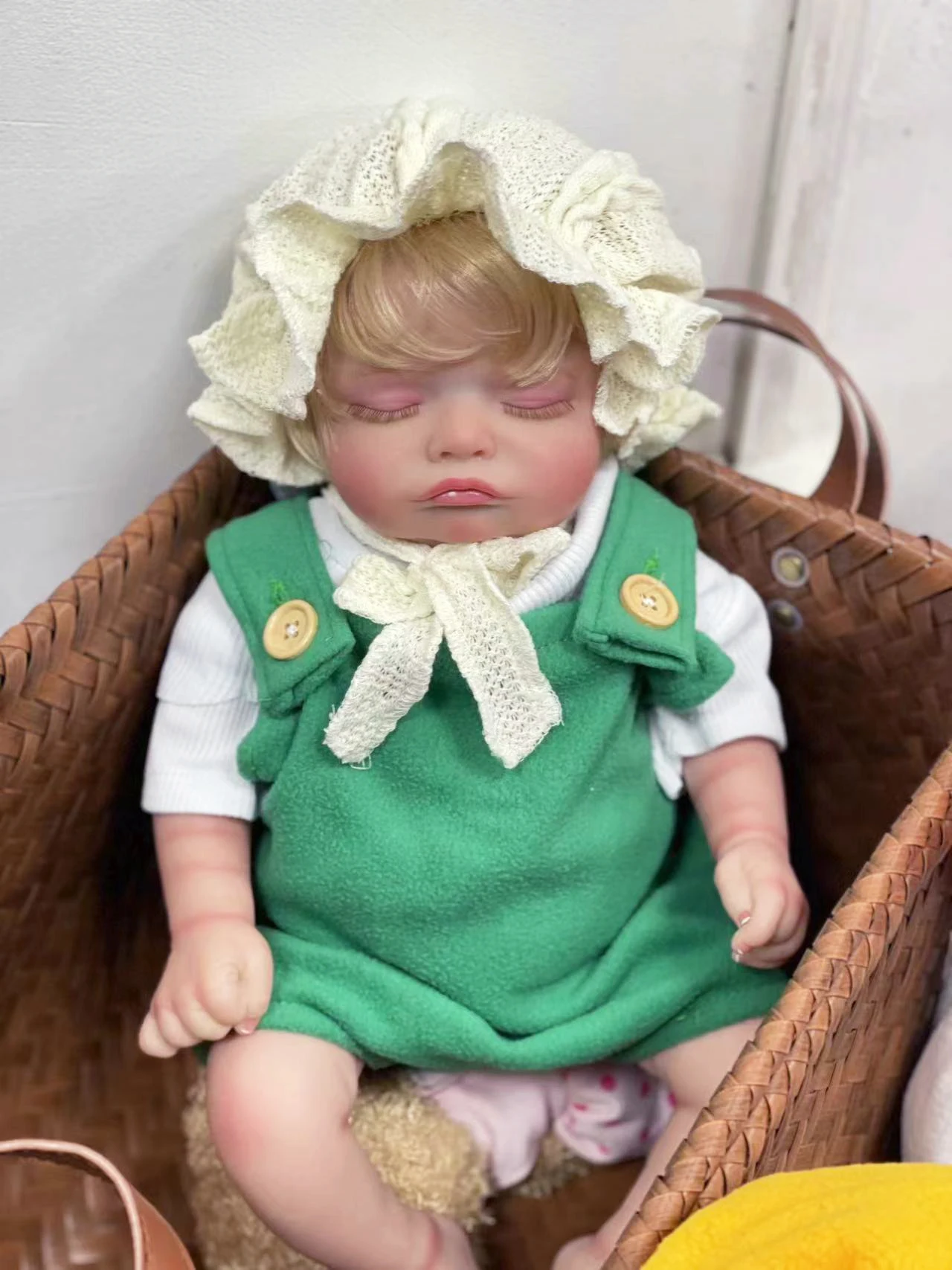 

18inch Rosalie Newborn Reborn Doll Lifelike Sleeping Baby Full vinyl Girl Body & Cloth Body Hand-rooted Hair with Visible Veins