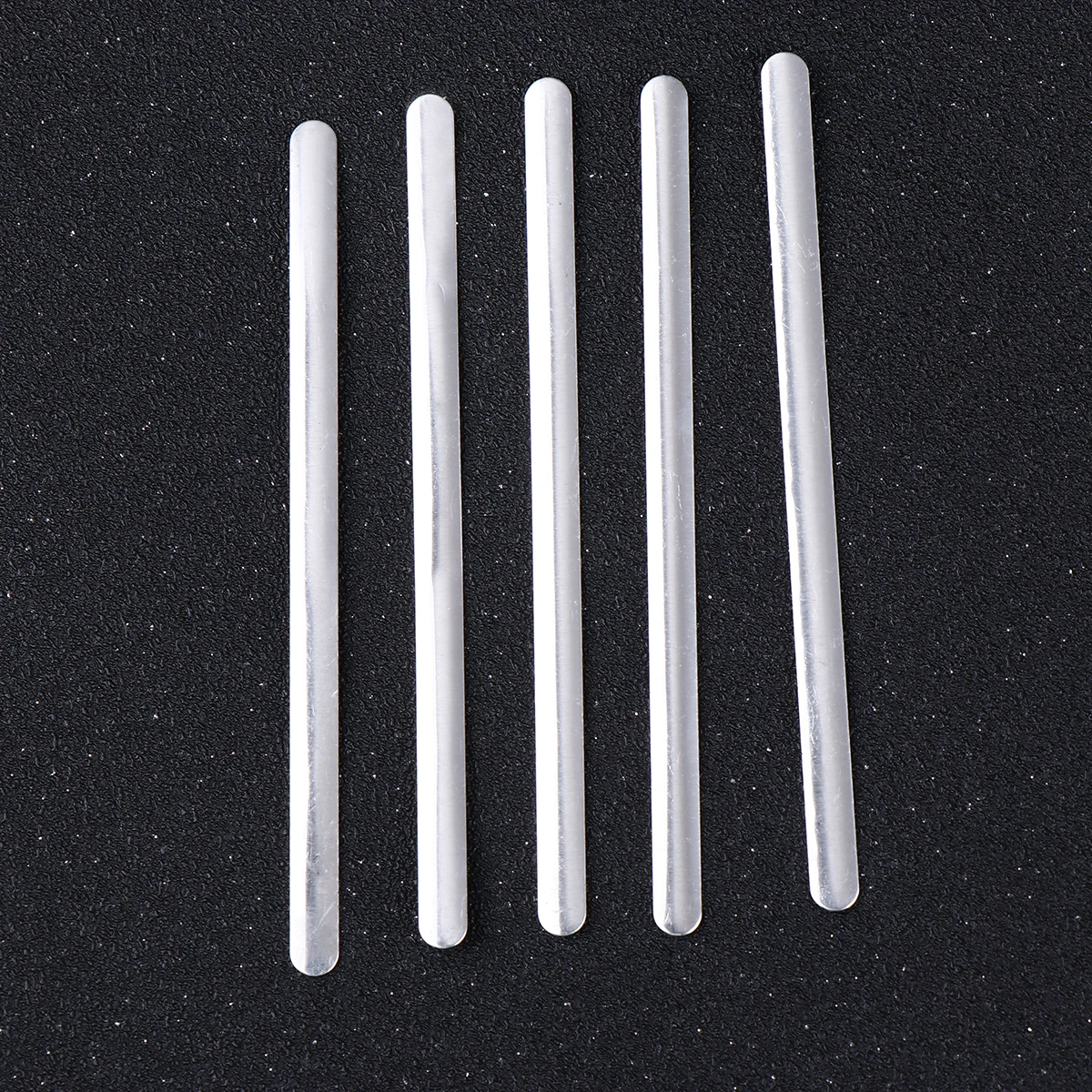

200pcs Aluminum Strips Premium Bridge Strips Adjustable Bendable Nose Rods Face Making Accessories For Home Industrial Use Mask