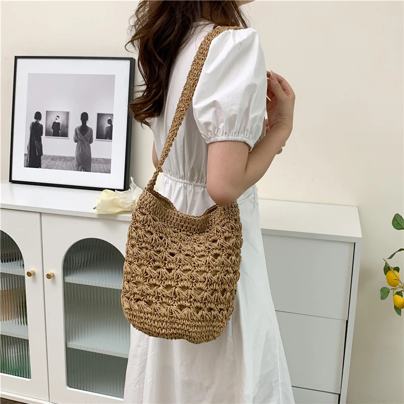 2023 letnich kobiet słomiany koszyk na duże zakupy dla kobiet nowa torebka typu Bucket podróżują torby plażowe torebki na ramię z krótkimi torby z