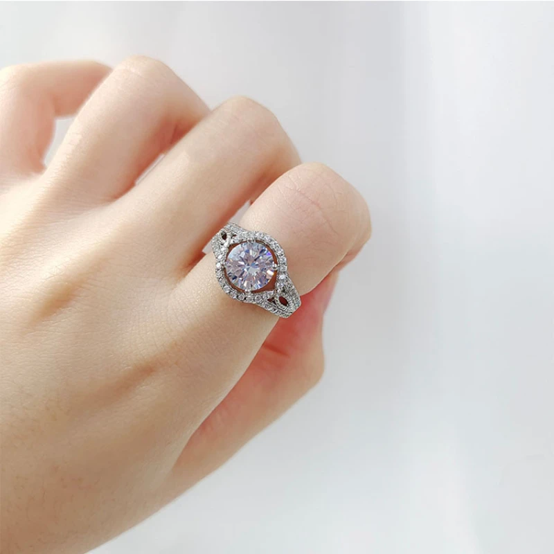 Elegant Round Crystal Cross Intertwine Copper Ring Micro Paved Rhinestone Zircon for Women Party Wedding Cocktail Jewelry