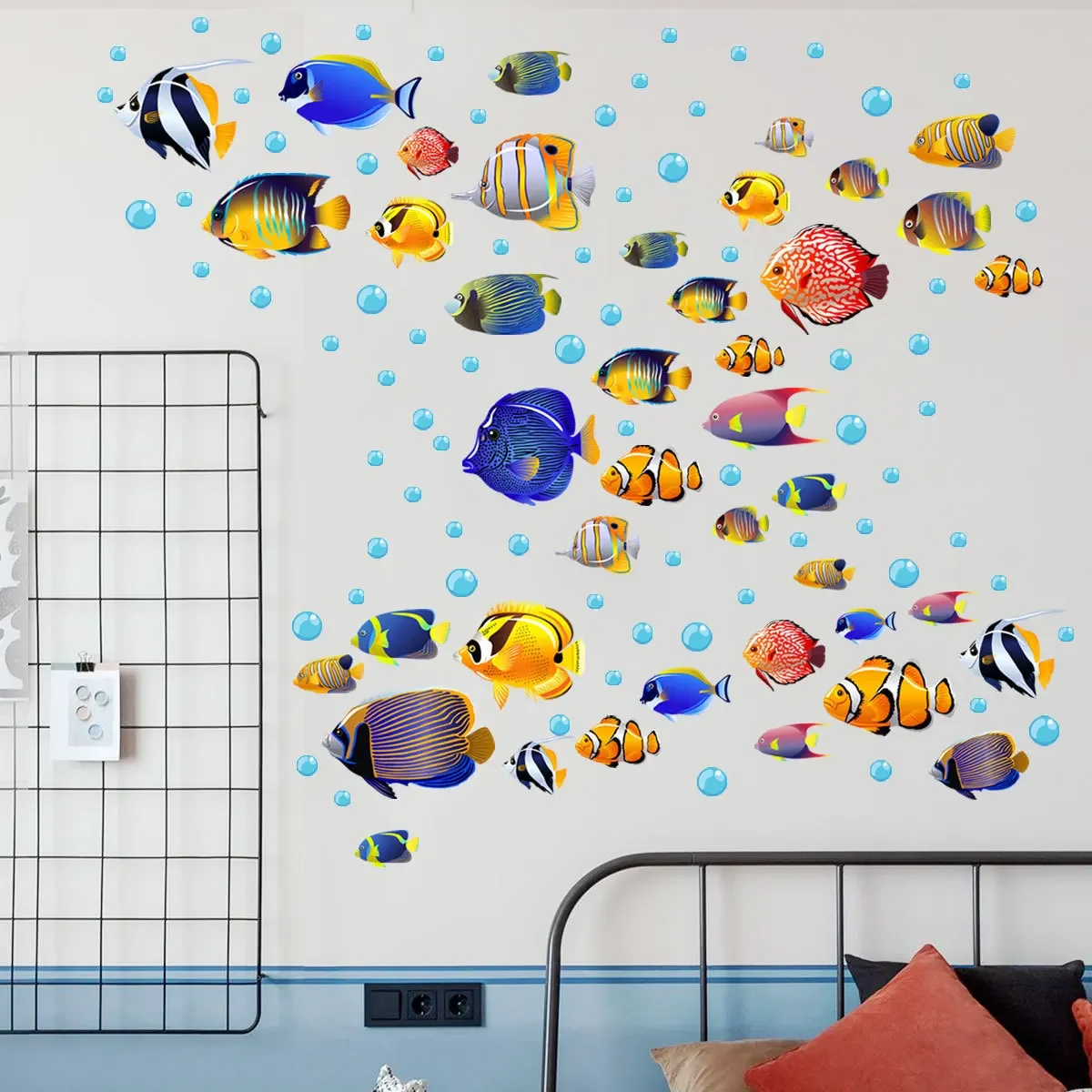 Ocean World Clown Fish Bubbles Wall Stickers Under The Sea School of Fish Wall Decals for Baby Room Bathroom Bedroom Decoration