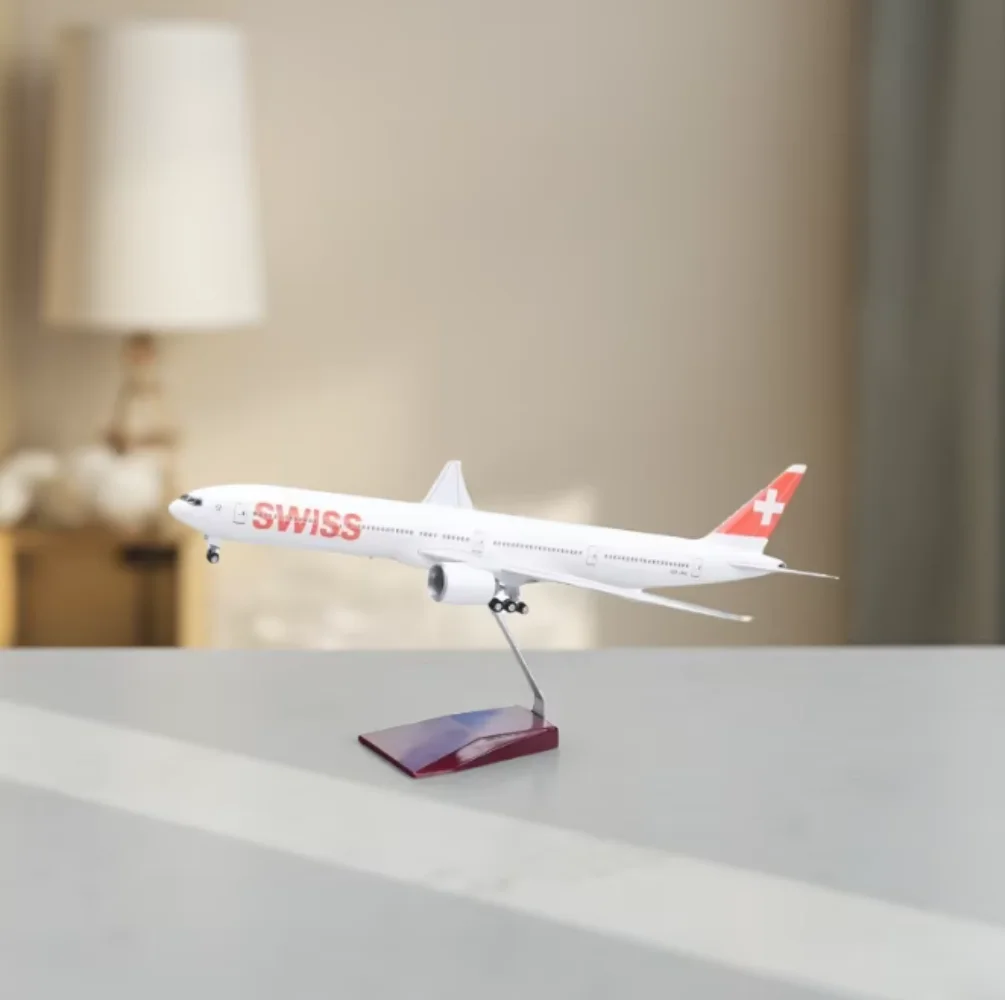 B777 Swiss Airways Plane Model 47cm 1/157 Scale Aircraft Diecast Airplanes With Display Stand For Aviation Hobbyist Collection