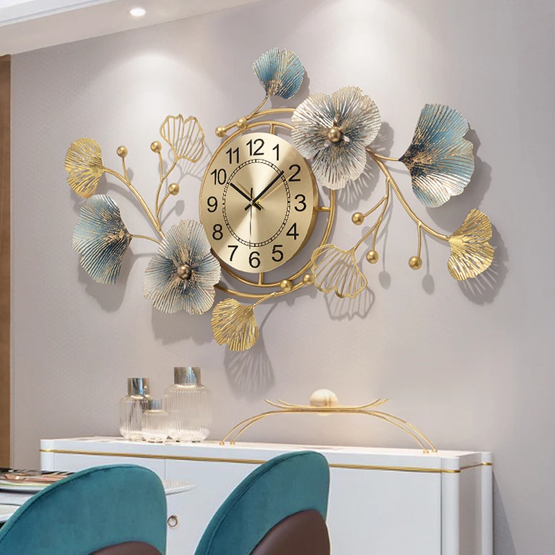 

Creative clock living room dining room clock luxury wall clock wall clock decorated Ginkgo biloba art atmosphere wall clock.