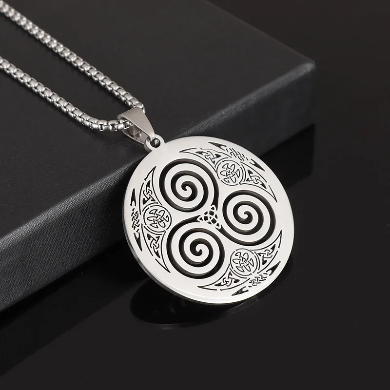 Trisklion-collar de Triskele en espiral con nudo celta, colgante de remolino, bruja Wicca, nudo irlandés, joyería de la suerte, moda para hombres y niñas