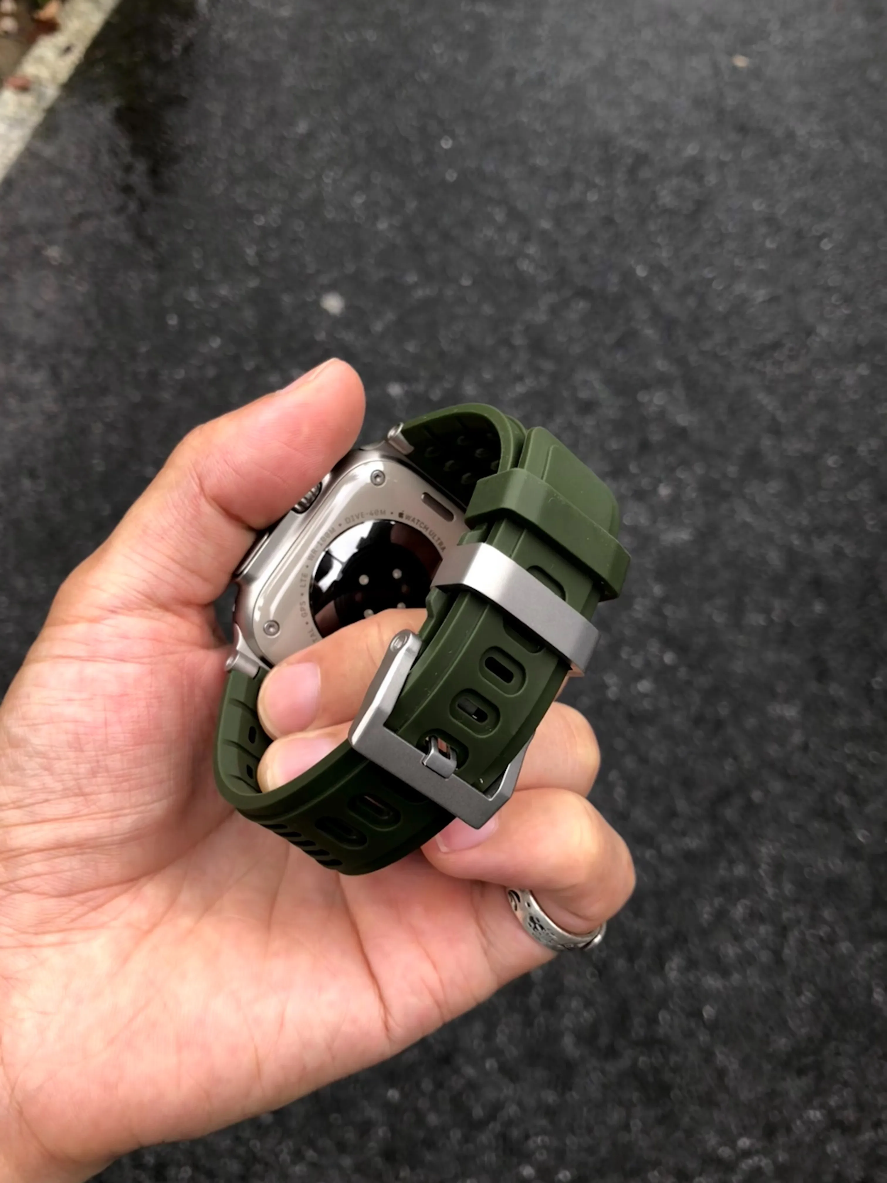 Kakeband Wide Liquid Silicone Watch Band Metal Pin Buckle for Apple Watch Ultra3 S11 S10 9 8 7 iWatch Strap