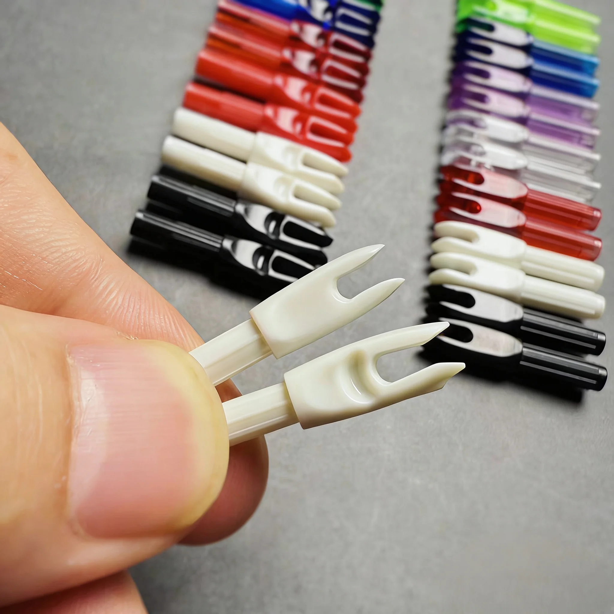 Arrow Nocks Internal Tails for ID 4.2mm Carbon Fiberglass Archery Shafts Bow Hunting Accessory 50/100pcs Archery Tail Nocks