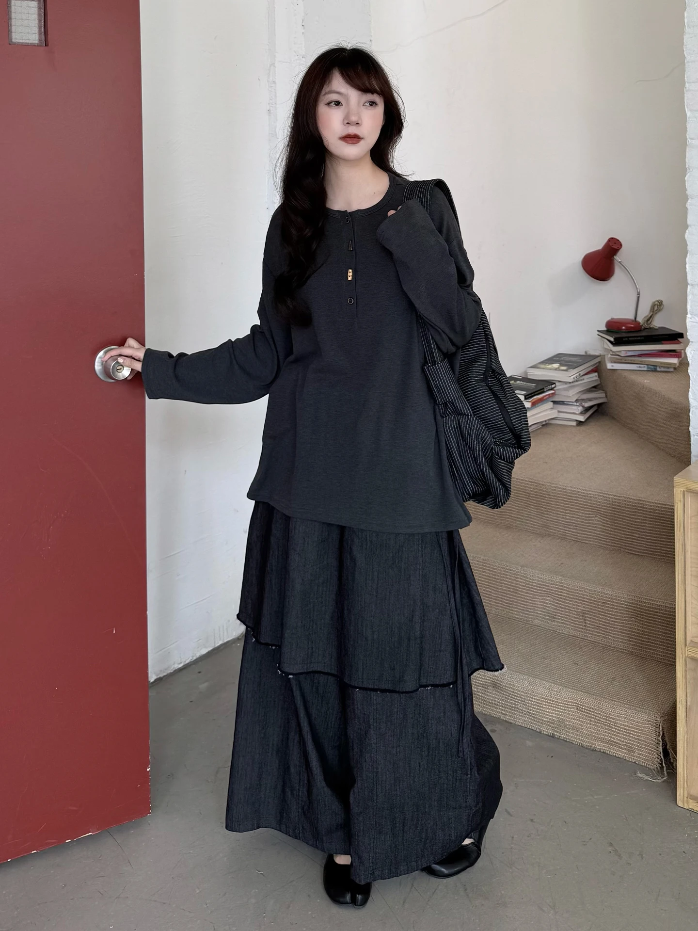 Casual Black Denim Skirt Pants Women's Loose Fit Spring Season Natural Waist Design Side Tie Belted Fake Two-Piece Jeans