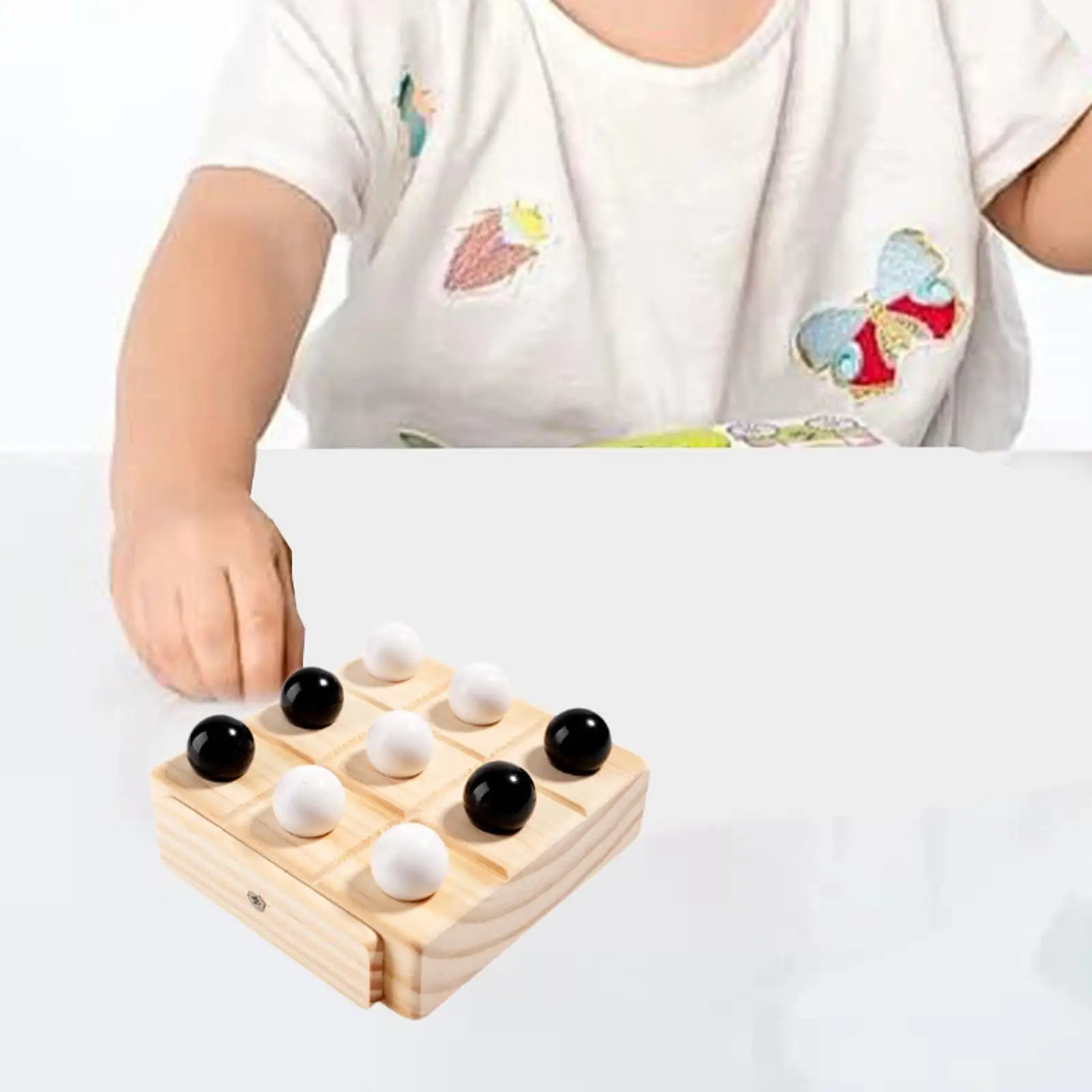 Wooden 3 in A Row Game, Noughts and Crosses, Classical Brain Teaser Coffee Table Game for Travel Kids Gifts