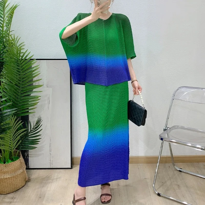Vrouwen Pak Elastische Taille Rok Vrouwen Tweedelige Miyake 2025, Zomer Nieuwe Tij Geplooide Mode Casual Losse Gradiëntkleur